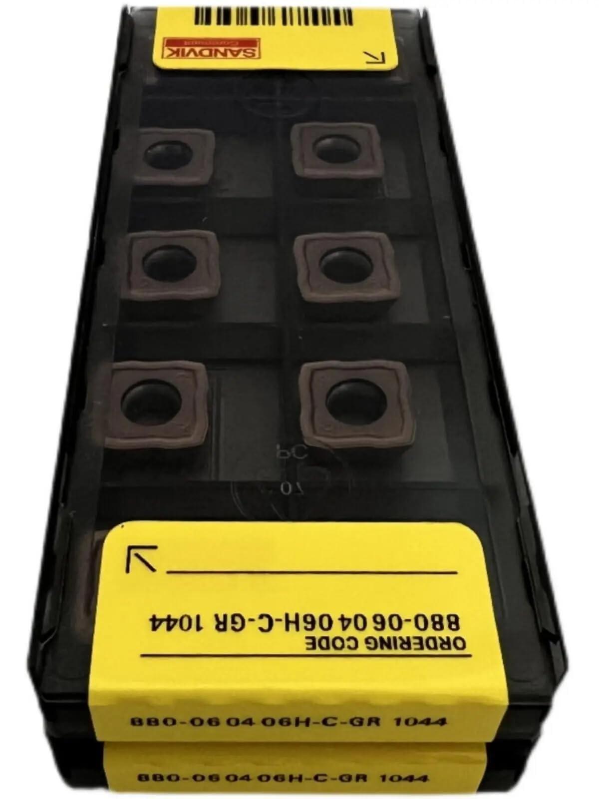 

Original Sandvik / 880-060406H-C-GR 1044 / CNC lathe carbide blade 10 PCS