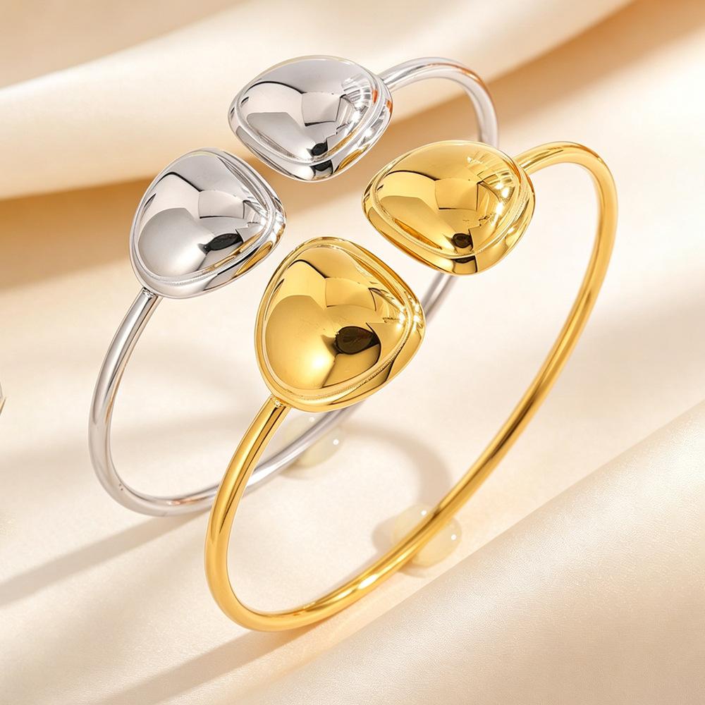 European and American Simple Glossy Hug Light Luxury K Gold Water Drop Open Women Do Not Fade, Titanium Steel