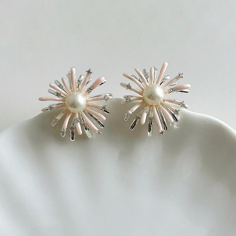 Exquisite Silver Needle Pearl Stud Earrings: Unique Colorful Fireworks Design for Women, Luxurious and Beautiful.