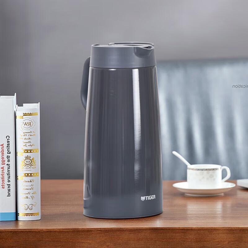 Tiger Insulated Thermal Pot PWO-A20C