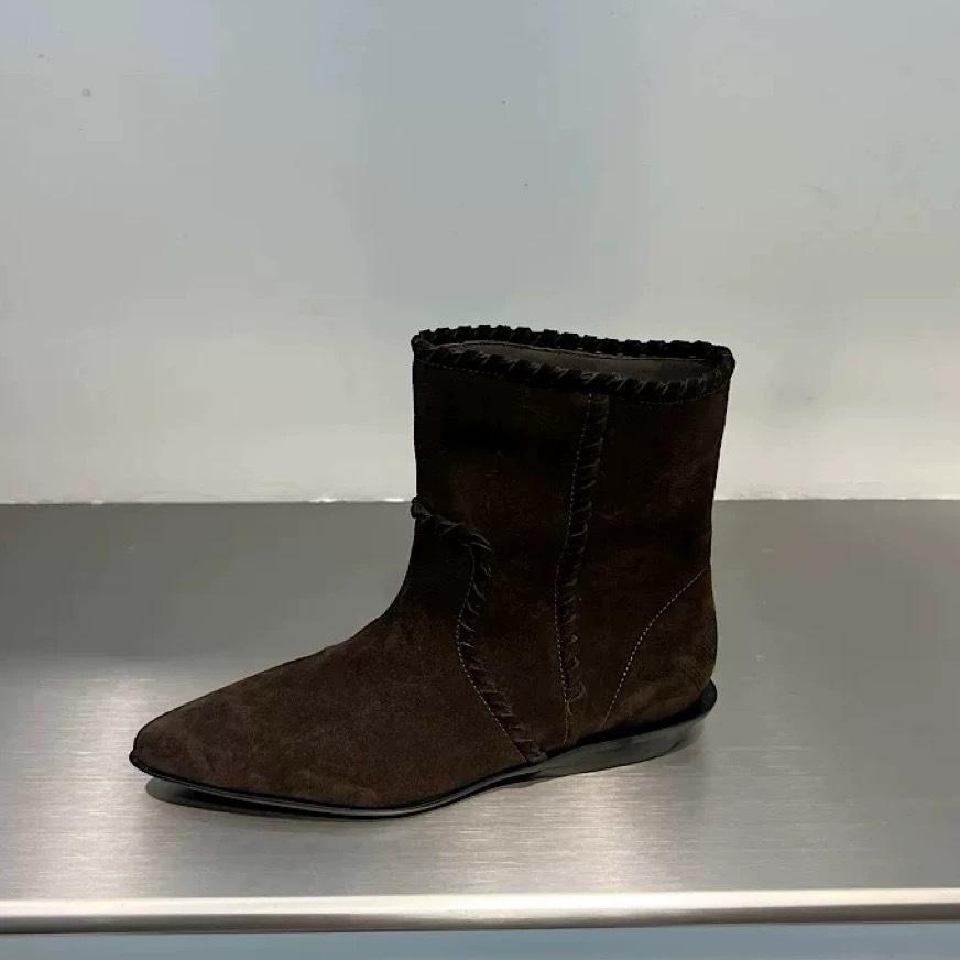 

Sheepskin version~ Maillard niche design thick heel pointed western cowboy boots short boots women s Chelsea boots Martin boots 40