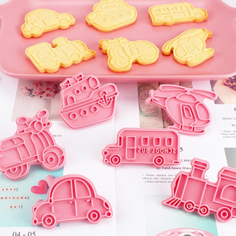 8Pcs Cartoon Transports Vehicle Pattern Cookie Cutters Pressable Biscuits Mold