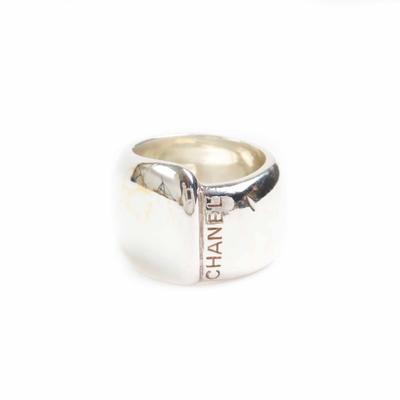 Flot CHANEL Ringlogo Sølv SV925 Dame Brugt