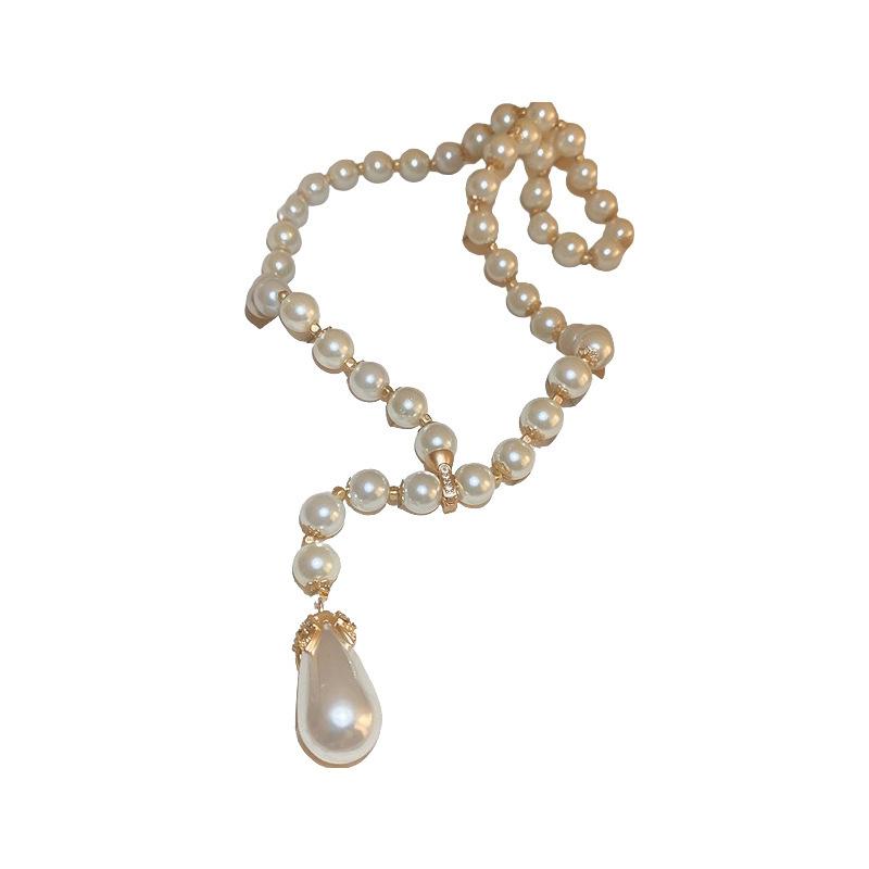 Diamond Water Drop Pearl Beaded Necklace Autumn and Winter French Light Luxury Sweater Chain Fashionable Versatile High-end Jewelry