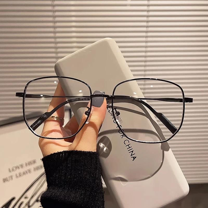 Fashionable Square Myopia Glasses Women Luxury Oversize Anti-Blue Light Minus Eyeglasses Optical Spetacle Prescription Glasses