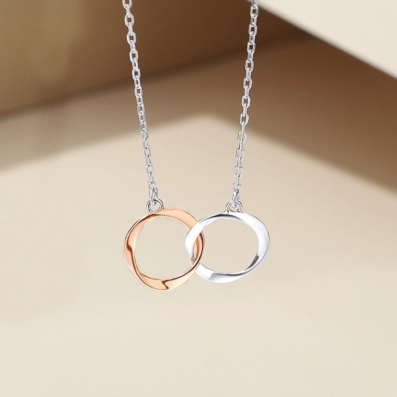 Mobius Ring Couple Necklace Female Collarbone Light Luxury Niche Pendant Birthday Gift for Male Girlfriend