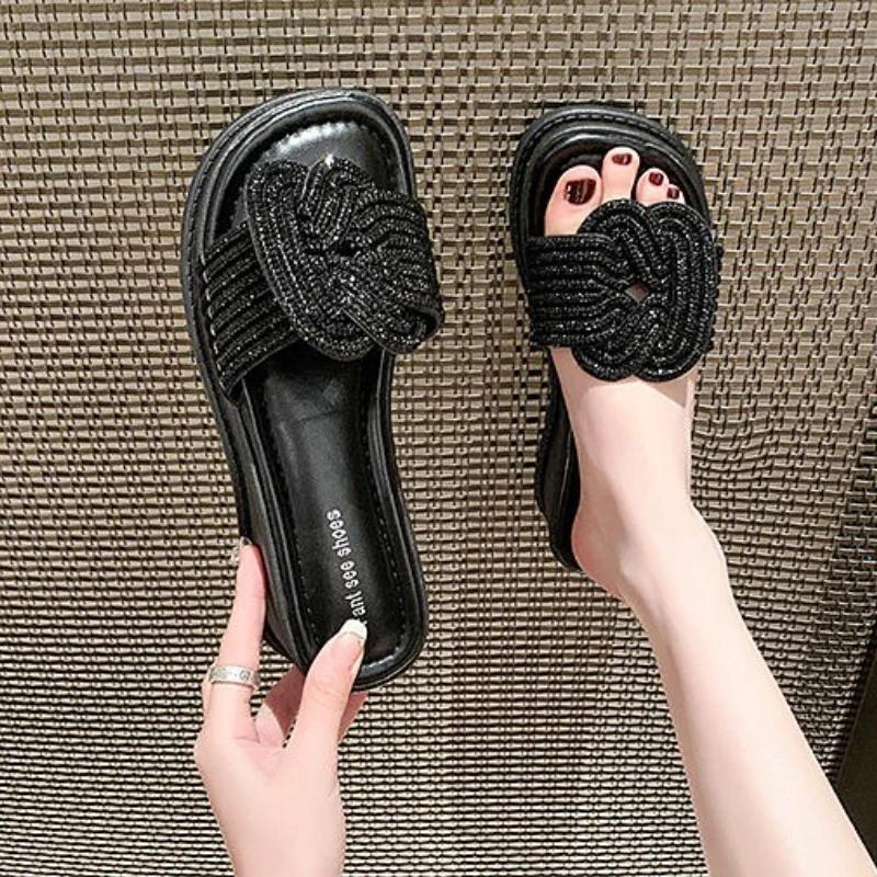 Fashion Open Toe Woman Slippers Sandals Slides On Beach Flat Shoes for Women Top Designs Stylish Korea Style Clappers Wholesale Casual