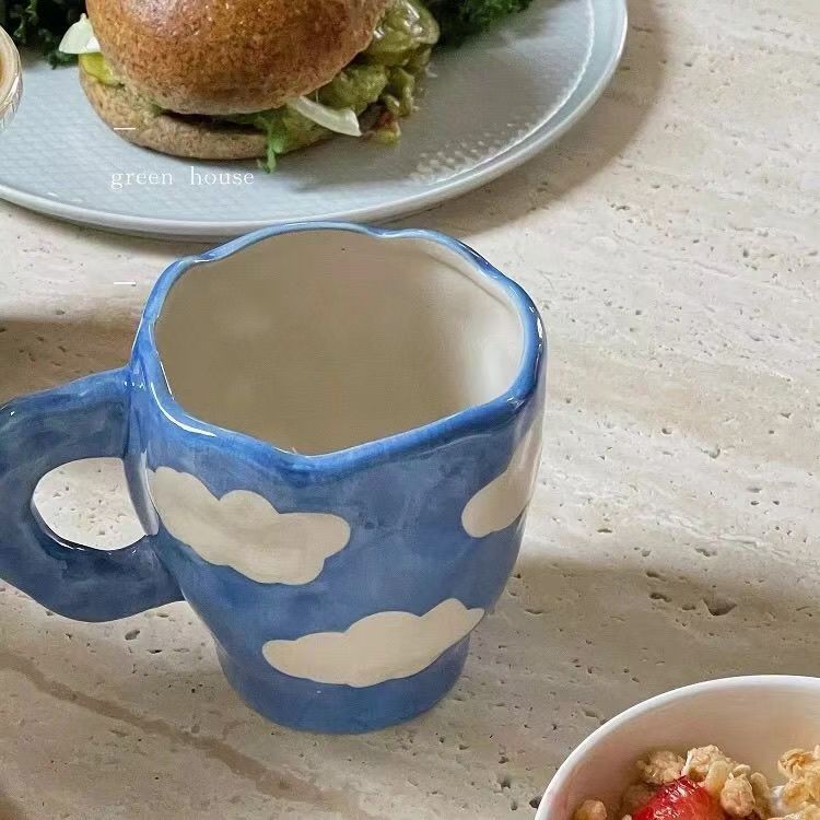 Green Tulip Mug Girls Heart Irregular Ceramic Breakfast Cup High-end Ceramic Embossed Korean Holding An Irregular Coffee Cup
