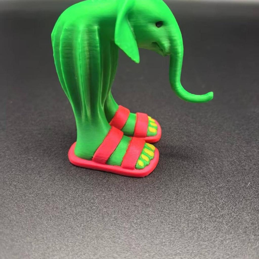 3D Printed Articulated Deep Sea Monster Toy – Creative Novelty