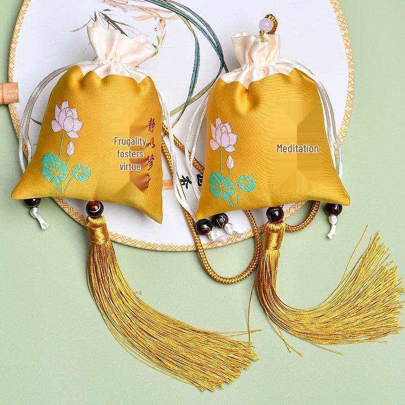 Embroidery Dragon Boat Festival Sachet: Chinese Style Aromatherapy Purse
