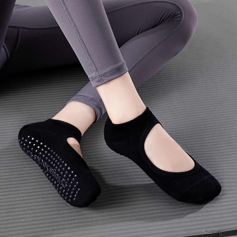 

Knee-High Black Beginners Autumn and Winter Leggings Yoga Socks 906 Black