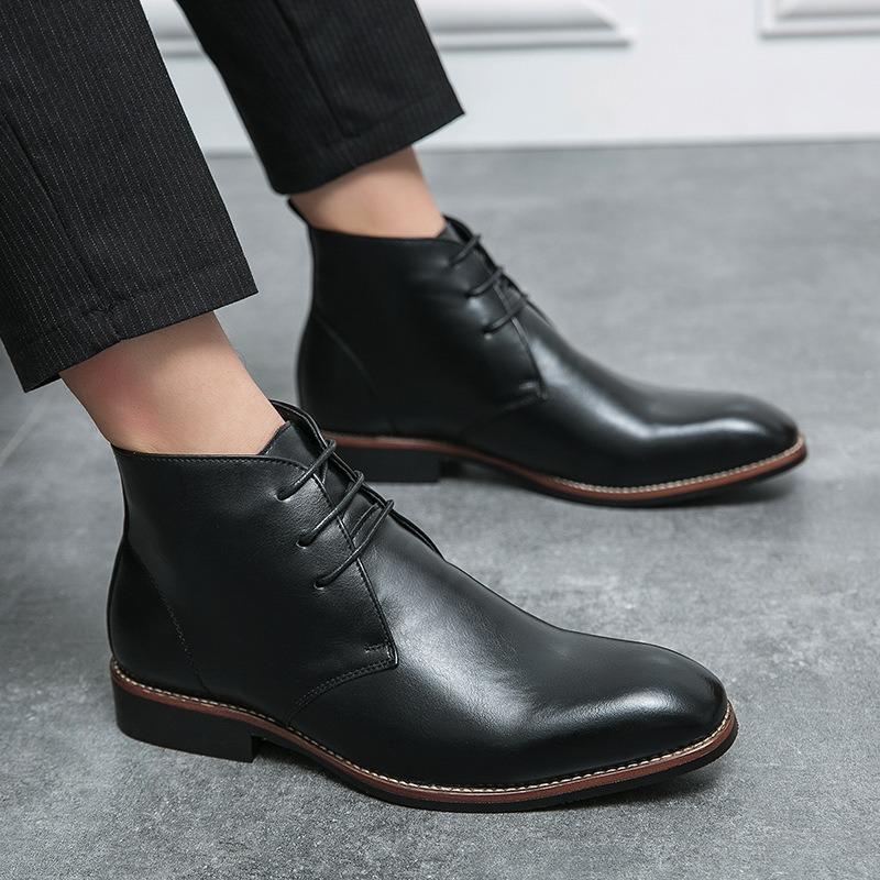 Fashion High Quality Men's Boots Fashion British Pointed Leather Boots Business Dress Boots for Men Lace Up Ankle Boot Botas Masculinas