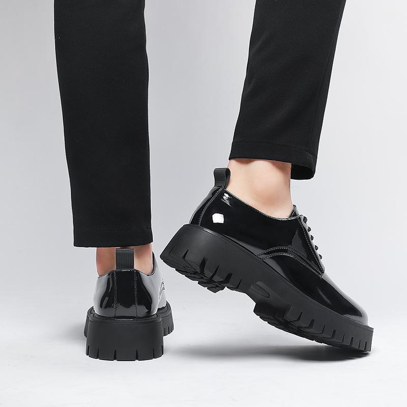Μόδα Lacquer δερμάτινα παχιά ανδρικά παπούτσια Μοντέρνο μινιμαλιστικό στυλ Σχεδιασμός Καθημερινό μοντέρνο πάρτι υπαίθριου γραφείου Παπούτσια για ενήλικες