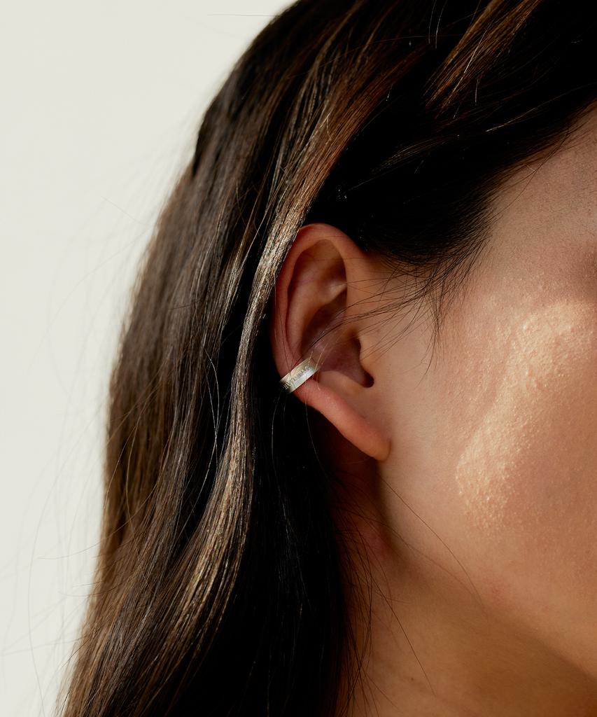 Silvertag Bre-26Ss1 Signature Logo Essential Ear Cuff