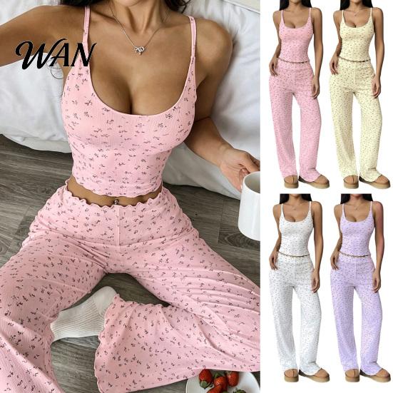 Sweet Floral Lounge Clothes for Weekend Women Pajamas Set with Print, Sleeveless U Neck Lightweight Sleep Sets Vacation Camisole And Pants,