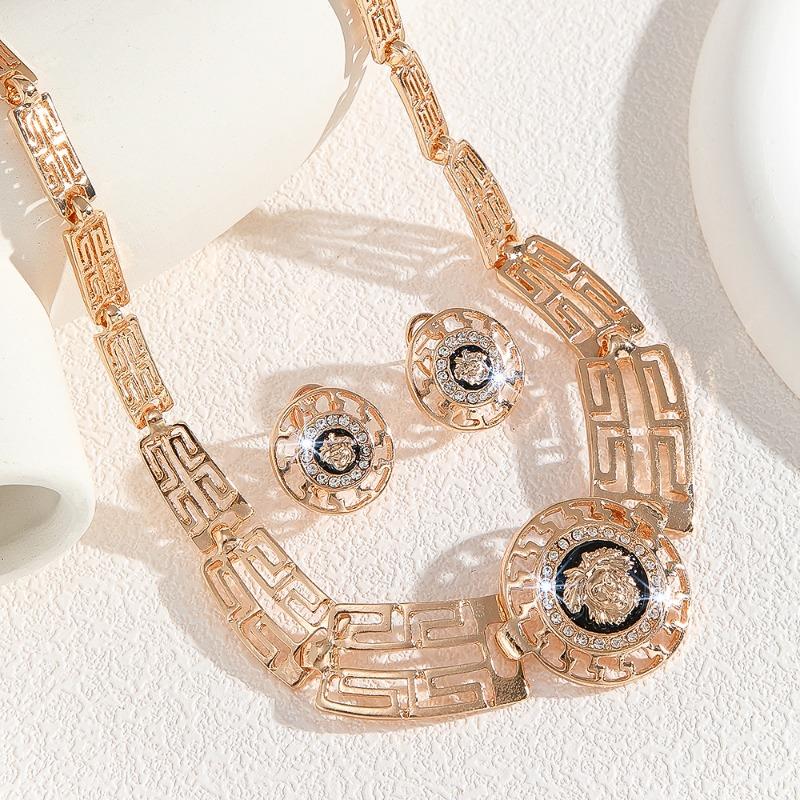 Gold Zinc Alloy Leopard Head Necklace and Earring Set with White Rhinestone Inlay