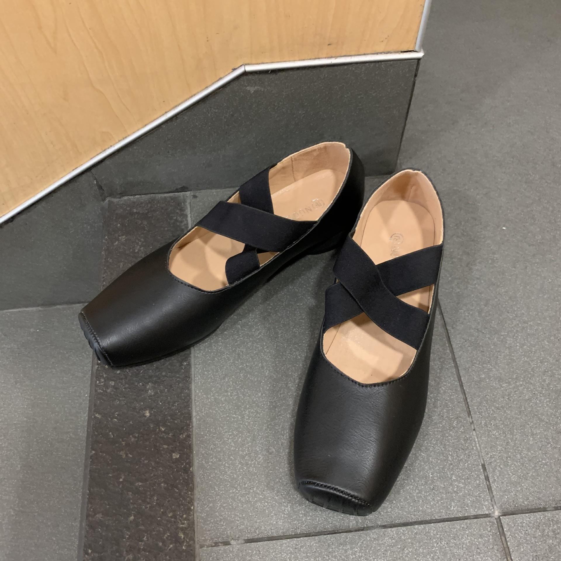 

Мода 2024 года балетки Cross Elastic женские дизайнерские туфли на каблуках туфли-лоферы ретро с квадратным носком женские мокасины 7.5 чёрный