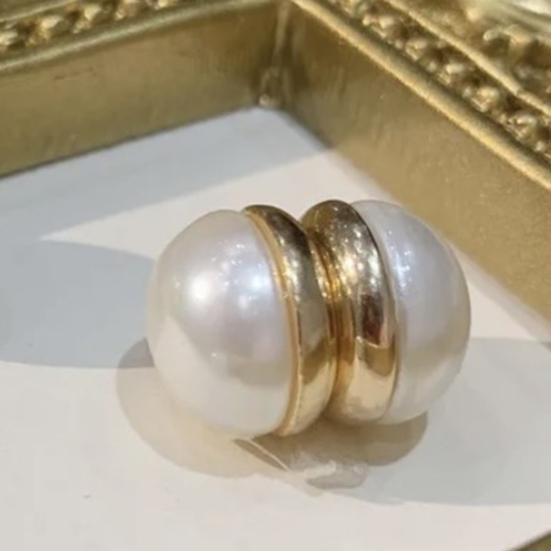 Ohrclips, elegant, weiblich, dekorativ