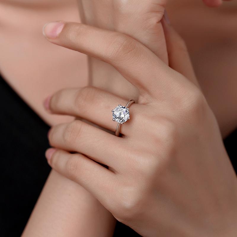 Moissanite 2-Carat D-Color Engagement Ring: European & American Fashion, S925 Silver, Classic Six-Prong Design