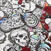 Autocollant en tissu à broderie Halloween Outil de repassage Patch décoratif pour veste Autocollant Motif Rose Crâne Broderie Sceau Garçon