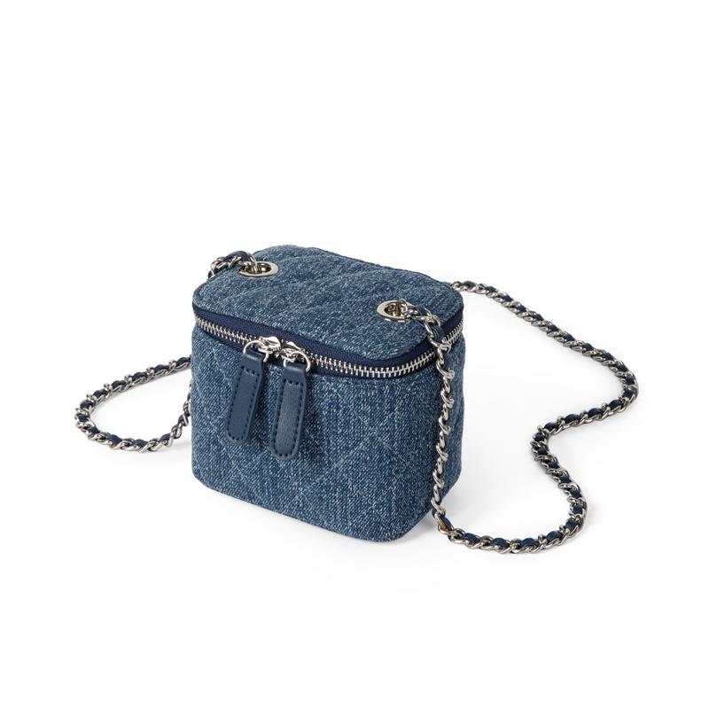 Niche Design Diamond Grid Embroidery Thread Small Fragrant Style Denim Chain Small Bag Simple and Versatile Crossbody Bag