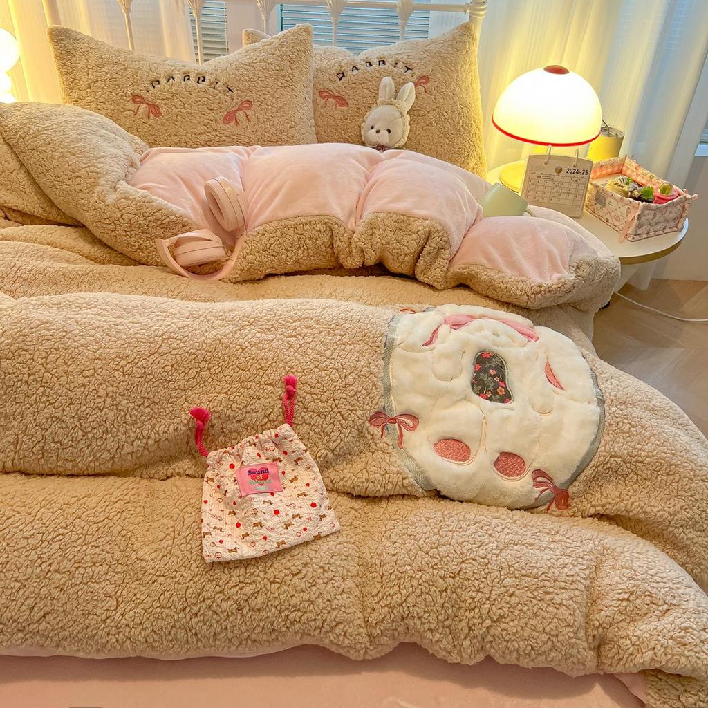 Cartoon Chenille Embroidered Lambswool Fleece Bedding Set - Duvet Cover & Bed Sheet