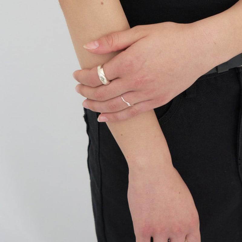 STILL INSTANT Ripple Band Ring