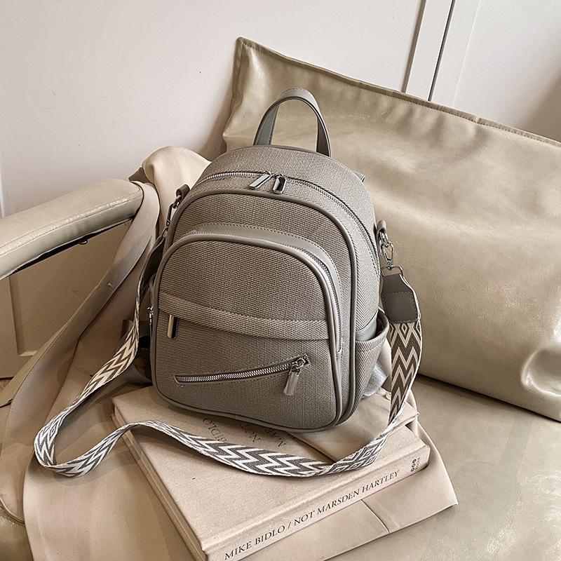 Large Capacity Backpack Women's New Fashion Portable Student Schoolbag High-end Leisure Travel Backpack