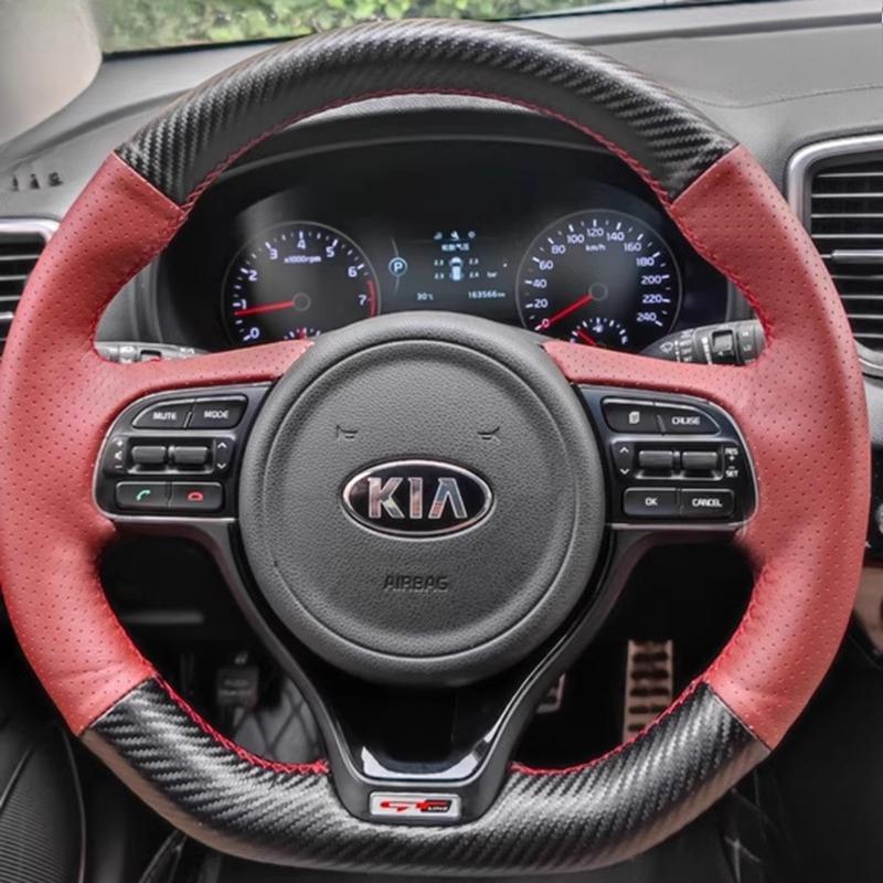 

Для Kia Sportage KX5 2016- K5 Optima 2016-2018 Ручная прошивка Нескользящая кожа Углеродное волокно Накладка на руль автомобиля 1