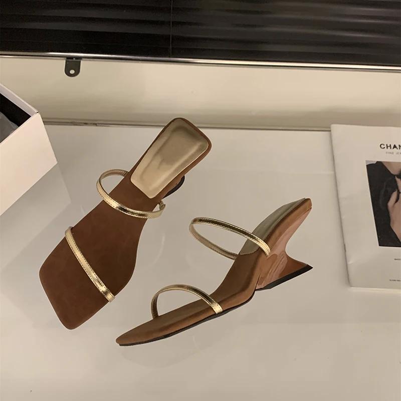 

Летние женские тапочки, модные, элегантные, с узким ремешком, на толстом каблуке, женские, элегантные, для вечернего платья, сандалии, обувь 35 золотой