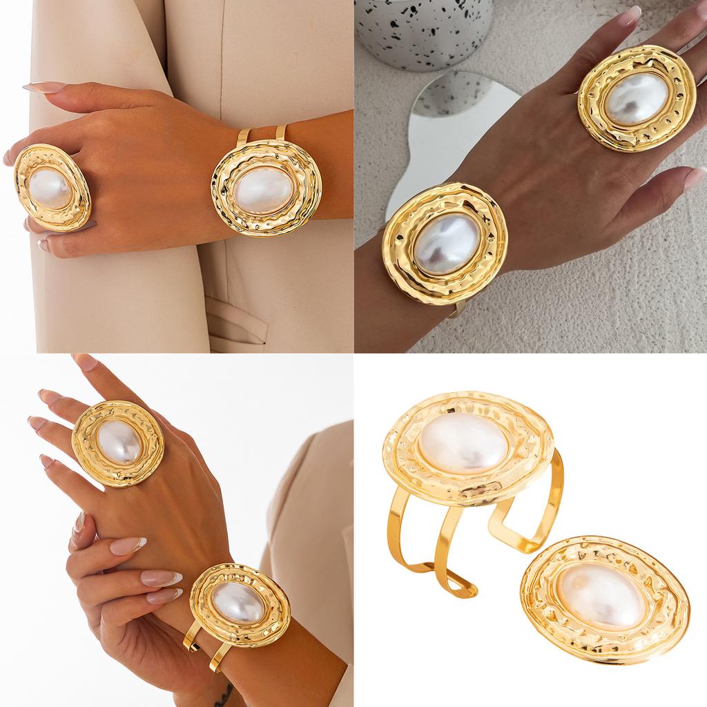 Elegant Oval Bracelet and Ring Set Exaggerated Jewelry Fashionable Women Accessories for Daily Wear Or Evening Parties