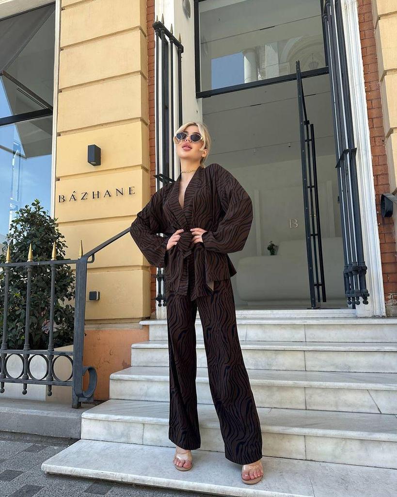 2024 Euro-American Style Autumn/Winter Long Sleeve Stripe Pajama Set - Casual Women's Comfy Pants & Shirt