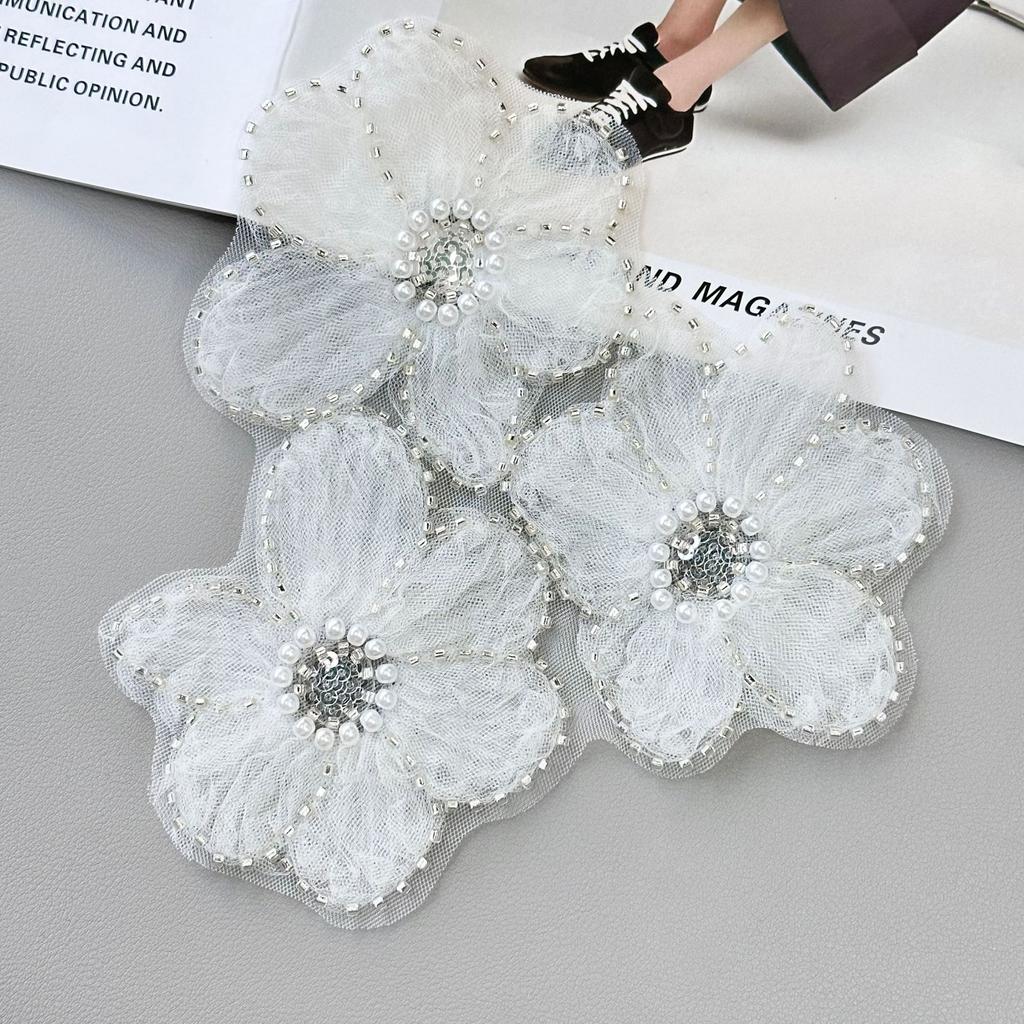 White Handmade Mesh Embroidery Flower Accessories Shirt Sweater Skirt Wedding Dress Diy Cloth Sticker Decoration