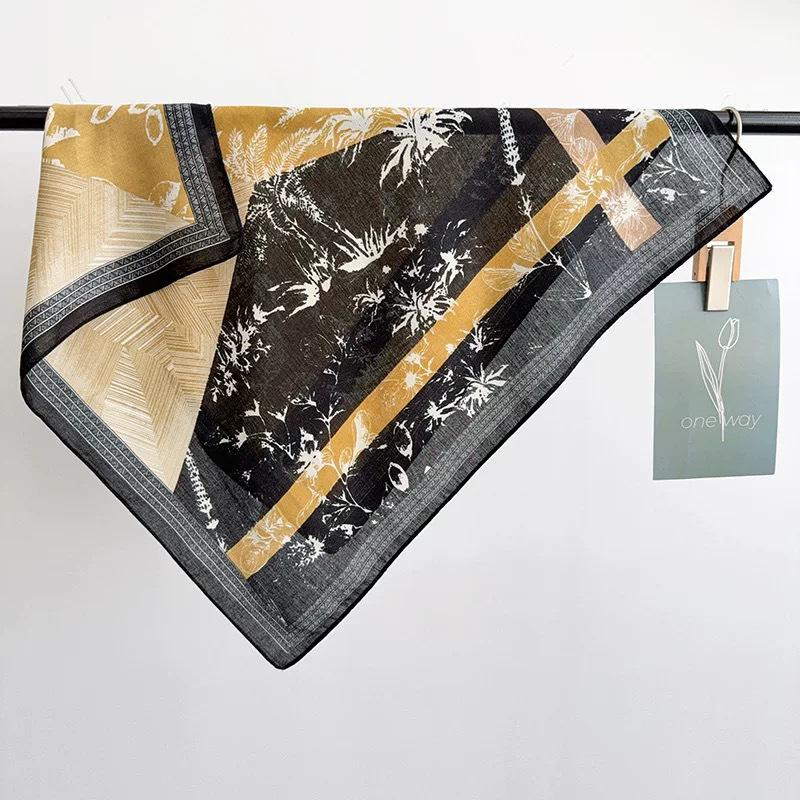 

Versatile Silk Square Scarf for Women: Headscarf, Hair Tie, Neckerchief, Layering Accessory—Ideal for Spring & Summer Travel. 70 чёрный