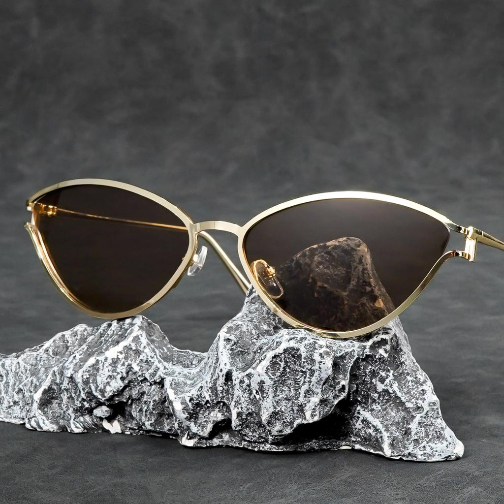 Trendy Retro Cat-Eye Unisex Sunglasses, New Street Style Versatile Small Frame Triangular Eyewear