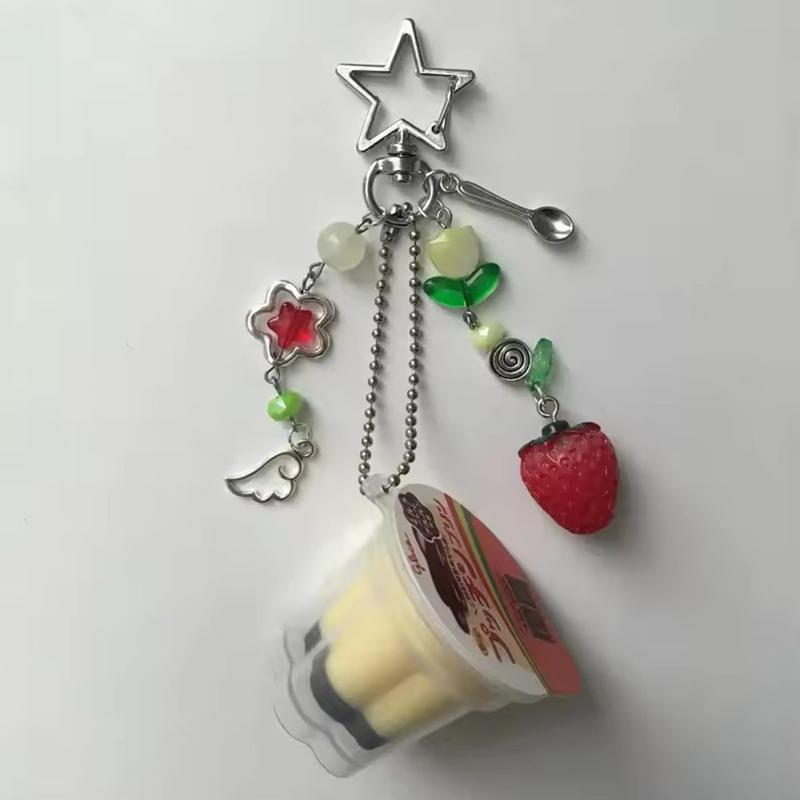1 Piece Love Shaped Japanese Pudding Keychain Pink Yellow Egg Flan Charm Y2K Retro Aesthetic Beaded Accessory