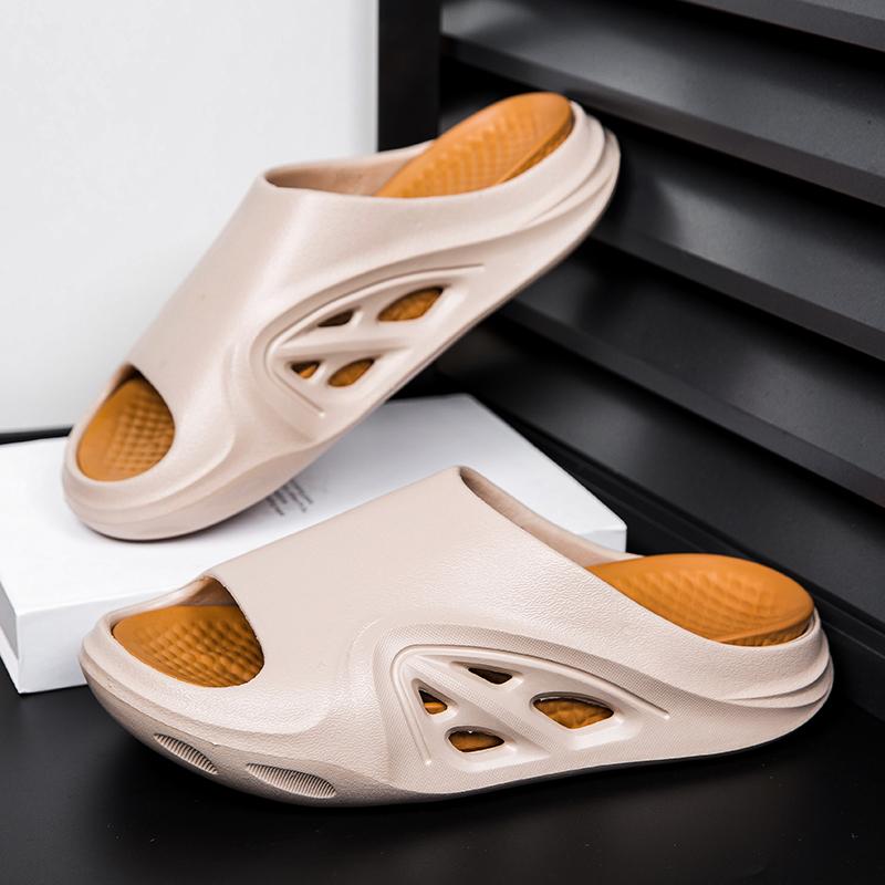 Fashion 2025 Men's Luxury Indoor Slippers Summer New Thick Soled Men's Outdoor Wear Hollowed Out Beach Shoes Lazy Sneakers Cool Slippers