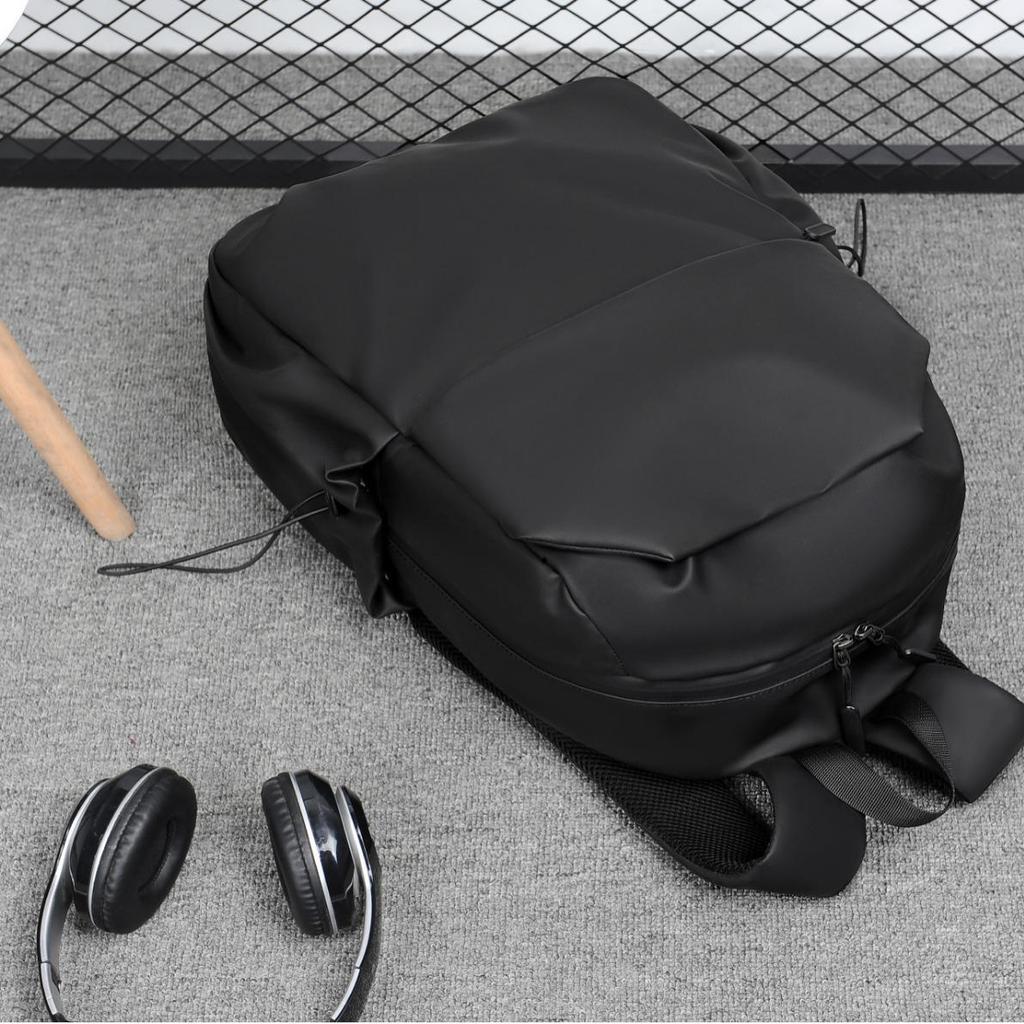 15.6-Inch Multifunctional Men's Backpack: Large Capacity for School, College, and Outdoor Leisure