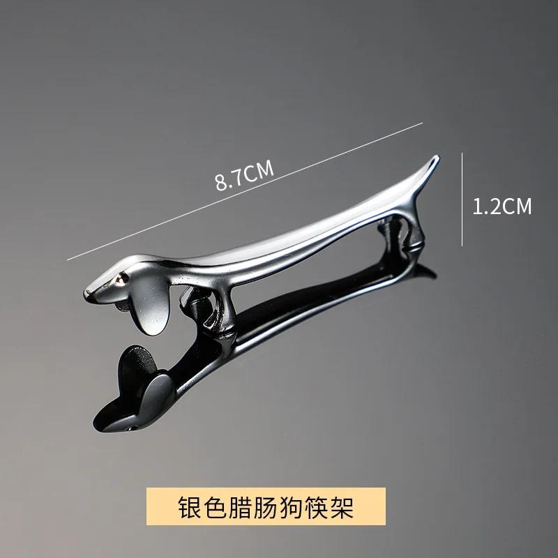 1pc Chopstick Holder Alloy Sausage Dog Wild Deer Chopstick Pillow Stainless Steel Chopsticks Rack Spoon Stand Knife Fork Craft
