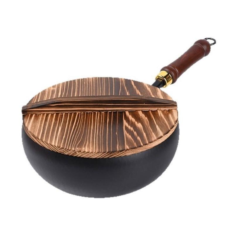 Large Capacity 24cm Chinese Cast Iron Cooking Pan Nonstick Coating For Healthy Frying And Stewing