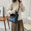 Popular large-capacity bag women's autumn new versatile retro texture shoulder crossbody portable bucket bag