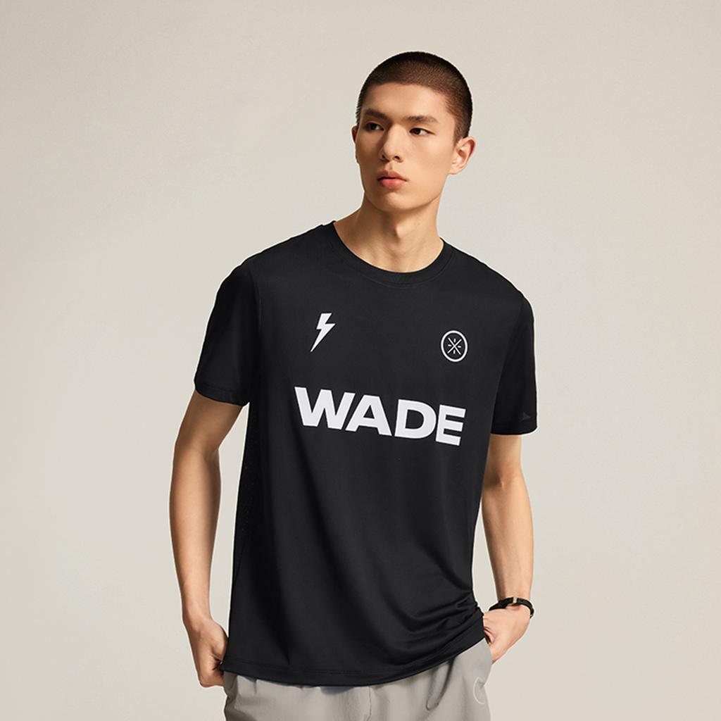 Li Ning Bequemes Einfaches Rundhals-Pullover Buchstaben-Print Vielseitiges Feuchtigkeitstransportierendes Kurzarm-T-Shirt Herren Oberteile Schwarz ATSV015-1