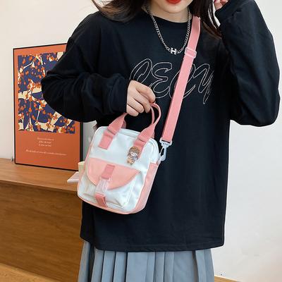 Modische Kontrastfarbe tragbare kleine Tasche Damen 2025 neue Schulter-Umhängetasche Damen einfache personalisierte kleine Stofftasche