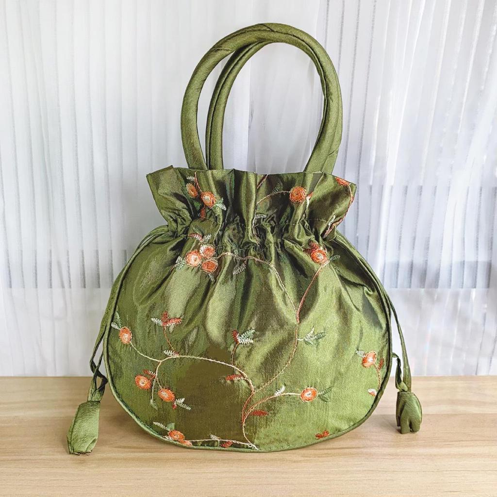 Versatile Handbag: Groceries, Phone & Coin Purse for Women