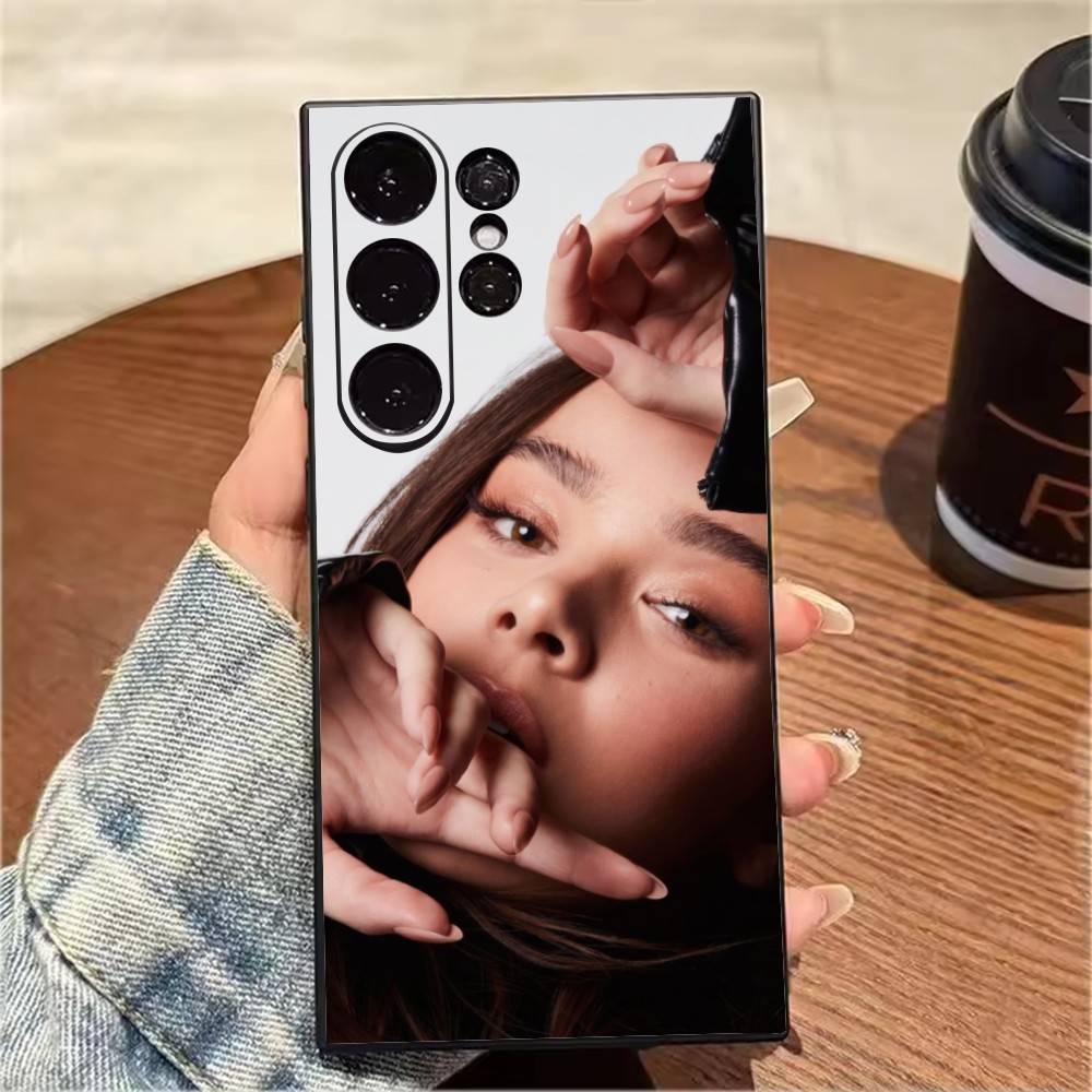Aesthetic H-Hailee S-Steinfeld HD-Printing Phone Case For Samsung S25,S24,S21,S22,S23,S20,Ultra,S26,Plus,Fe,Note,5G Black Cover