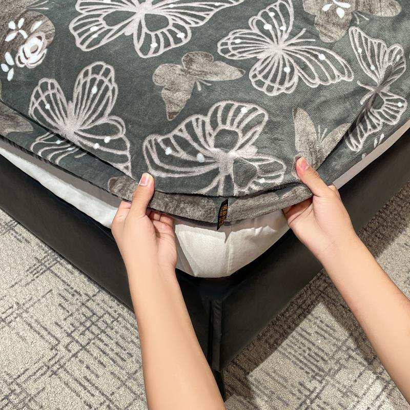 Thicken Bedsheet Soft Velvet Bed Cover for Winter Elastic Bed Linen Adults Kids Room Fitted Sheet drap de lit (No Pillowcase)