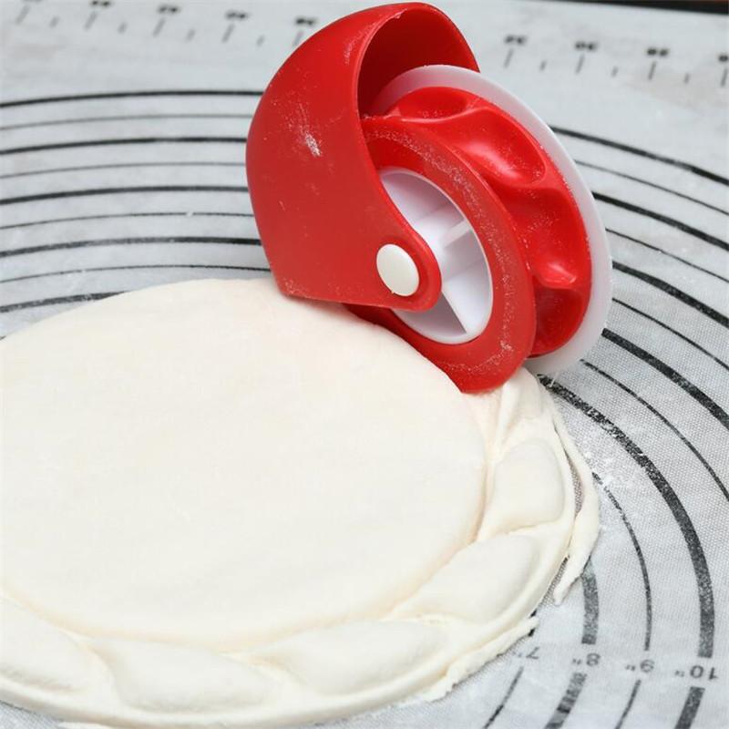 Kitchen Pizza Pastry Lattice Cutter Pastry Pie Decor Cutter Plastic Wheel Roller for Pizza Pastry Pie Crust Baking Cutter Tools