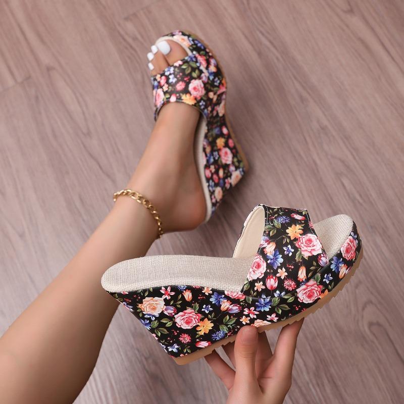Large size thick-soled wedge heel muffin casual slippers women's summer new high-heeled color matching fashion fish mouth shoes