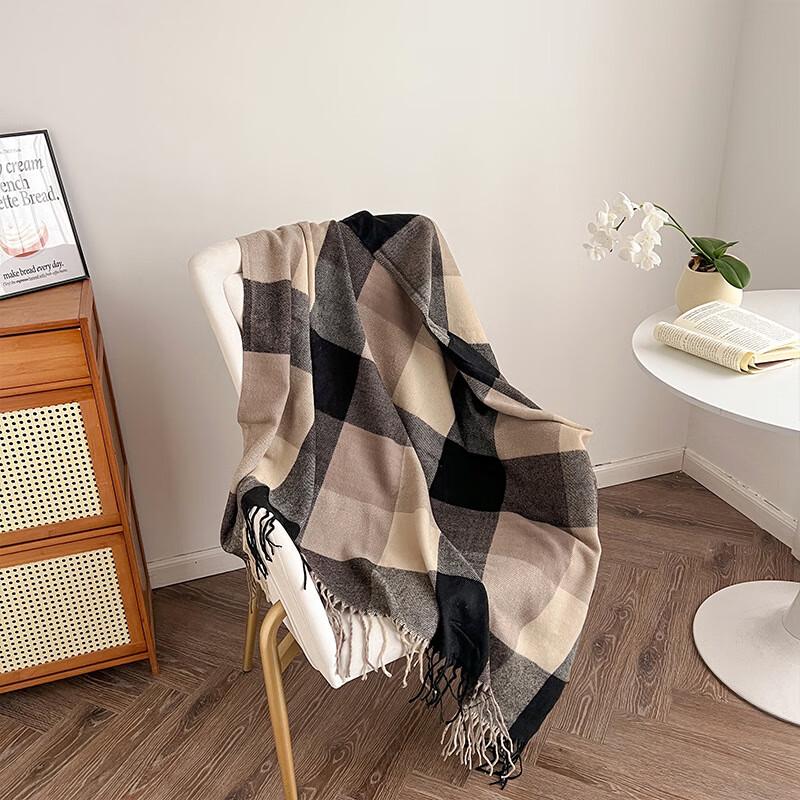 UOSU British Style Plaid Fringed Throw Blanket