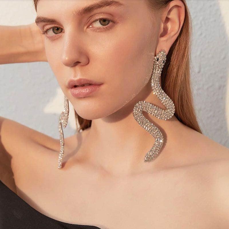 Personalized rhinestone python shape long earrings women's fashionable temperament S-type versatile earrings earrings